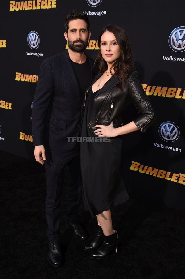 Transformers Bumblebee Global Premiere Images  (123 of 220)